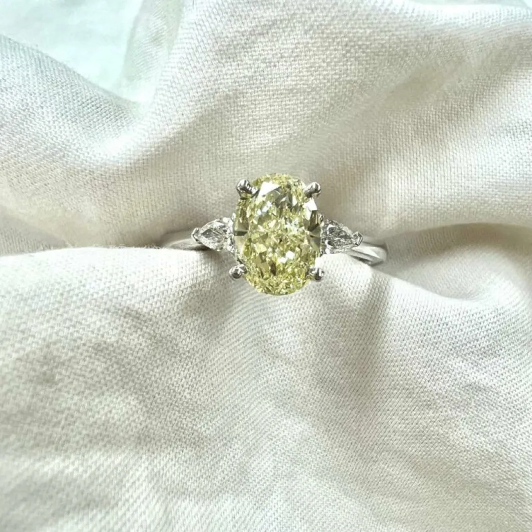 Yellow Diamond Piece